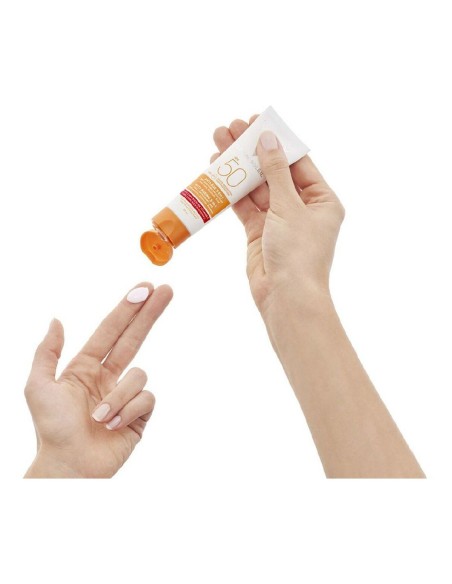 Écran solaire visage Vichy VCH00115 Spf 50 3-en-1 Anti-âge