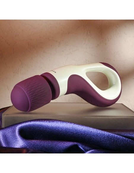 Masseur Gender X Gender X Violet