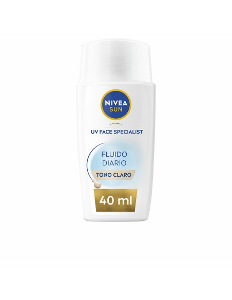 Écran solaire visage Nivea SUN FACIAL Teinte claire Spf 50 Spf 50+ 40 ml