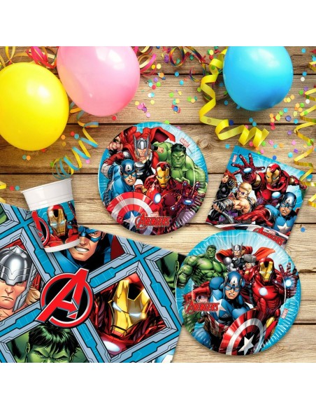 Set d'articles de fête The Avengers 66 Pièces
